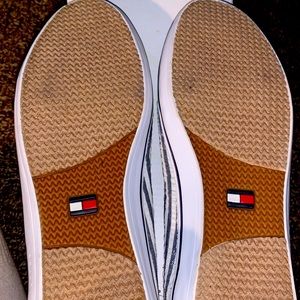 💎✨Tommy-Hilfiger FLATS SHOES💎✨